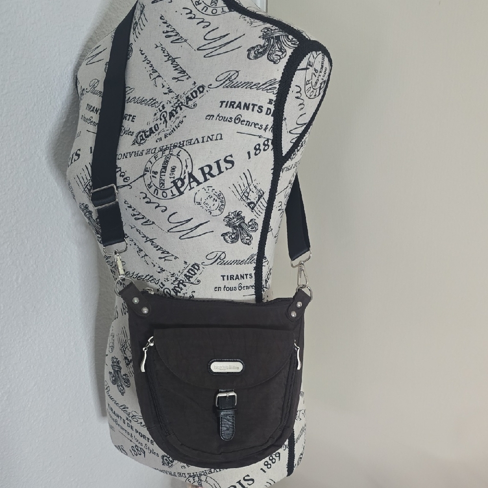 Baggallini Black & Dark Brown Multi Compartment Small Crossbody Bag (NWOT)🖤